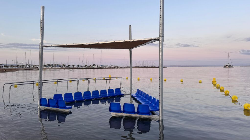 The City Council consolidates the bathing area adapted for people with reduced mobility and the elderly