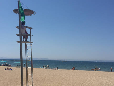 Dissabte 7 de juny s’inicia el servei de salvament i socorrisme de les platges de Roses