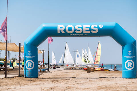 Èxit total a la Travessia Golf de Roses 2026: 42 embarcacions i un marinada fantàstica!