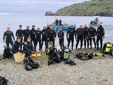 Neteges submarines: Montjoi i Port pesquer.
